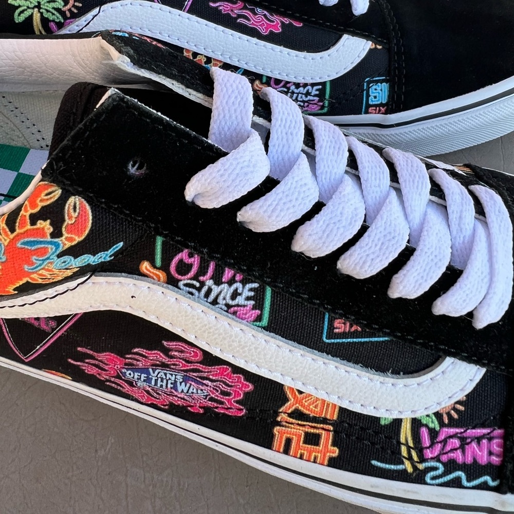 VANS old skool black neon NWT sz mens 9 sz woman’s 10.5 - Picture 7 of 14